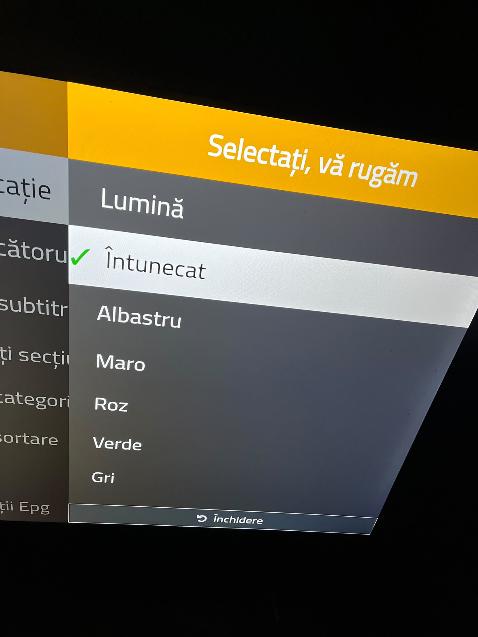 Select Theme